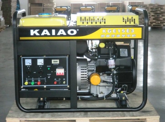KGE15E3 16kva draagbare benzinemachine met drie fasen en digitaal bedieningspaneel