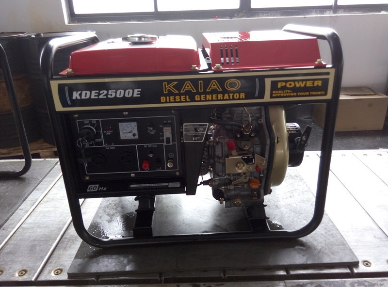 2KW rode Draagbare Stille Machtsgenerators met Elektrisch Begin en van het Handbegin Systeem